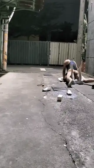 181726qdsncm8wuuc93uq8.gif
